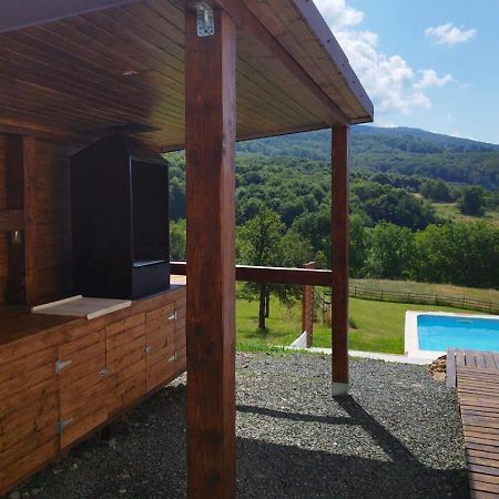 Le Chalet M - Cabana Cu O Panorama De Poveste. Surdesti  Екстер'єр фото